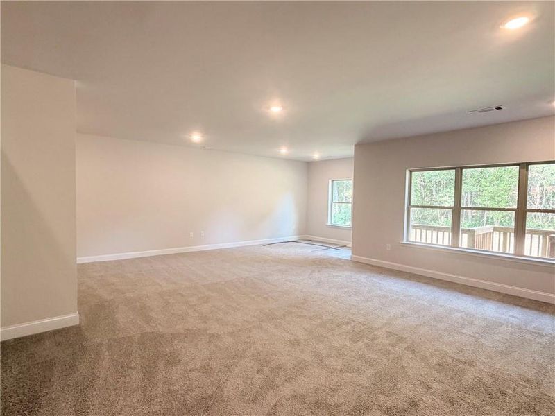 Spacious, unfurnished interior of a new home in Magnolia Villas, Cornelia (Image 13).