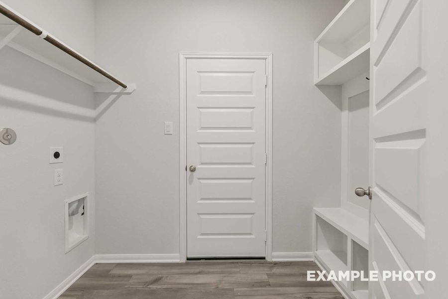 Spacious, unfurnished interior of a new home in Caney Creek Place, Conroe (Image 21). Spacious, unfurnished interior of a new home in Caney Creek Place, Conroe (Image 21).