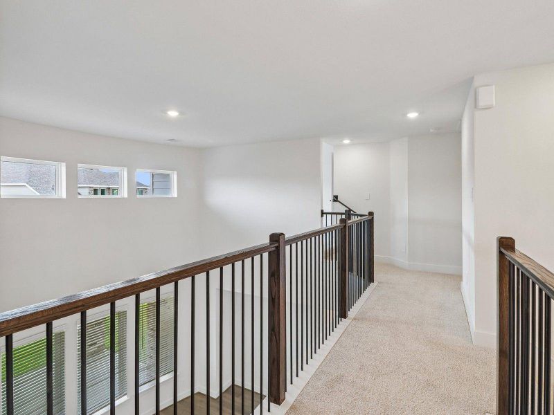 Spacious, unfurnished interior of a new home in Kingdom Heights, Rosenberg (Image 37).