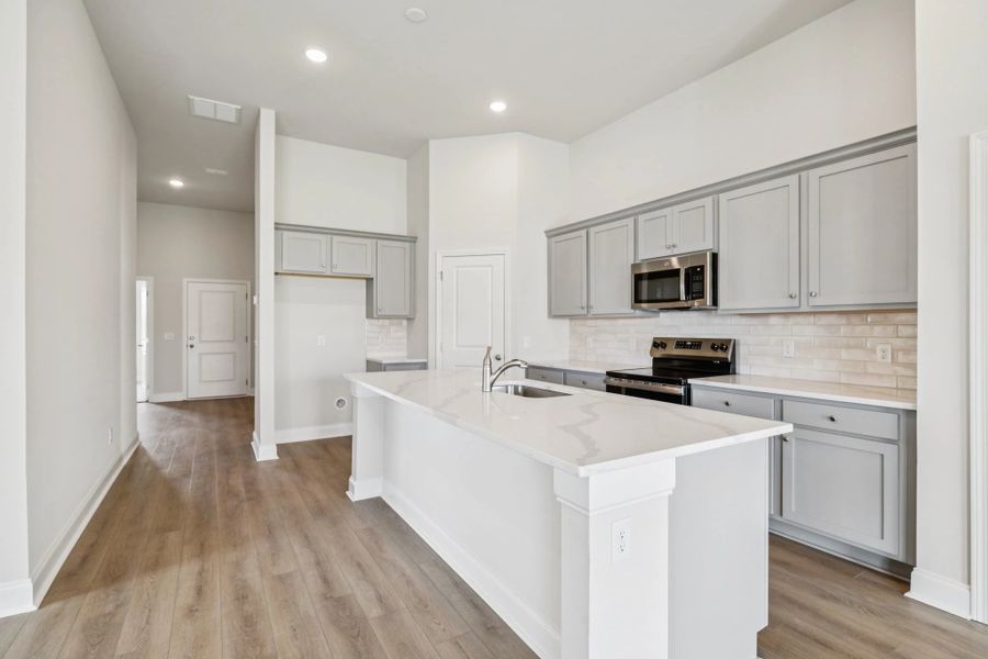 Furnished interior view inside a new home in Cades Bluff, Lebanon (Image 6).