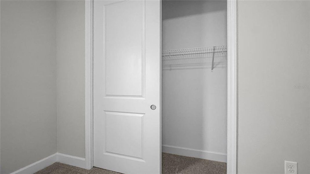 Spacious, unfurnished interior of a new home in Cresswind at Hammock Oaks, Lady Lake (Image 65). Spacious, unfurnished interior of a new home in Cresswind at Hammock Oaks, Lady Lake (Image 65).