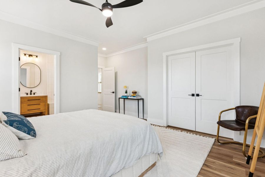 Furnished interior view inside a new home in , North Charleston (Image 11).