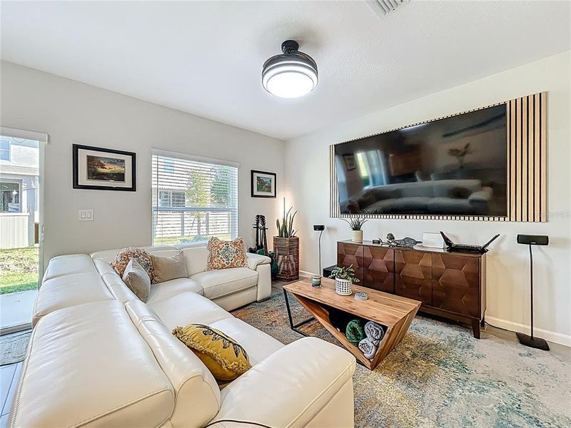 Furnished interior view inside a new home in , Orlando (Image 33).