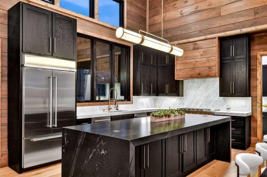 Community amenities in , Mineral Bluff (Image 76).