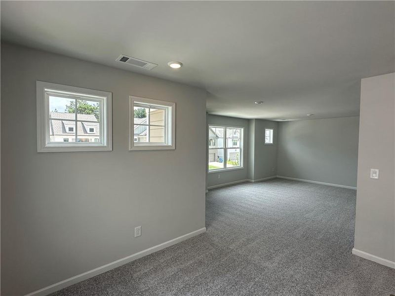 Spacious, unfurnished interior of a new home in Kentmere, Auburn (Image 38).