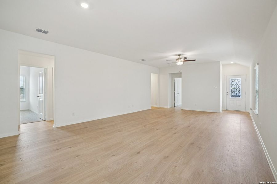 Spacious, unfurnished interior of a new home in Preserve at Medina, Von Ormy (Image 34). Spacious, unfurnished interior of a new home in Preserve at Medina, Von Ormy (Image 34).