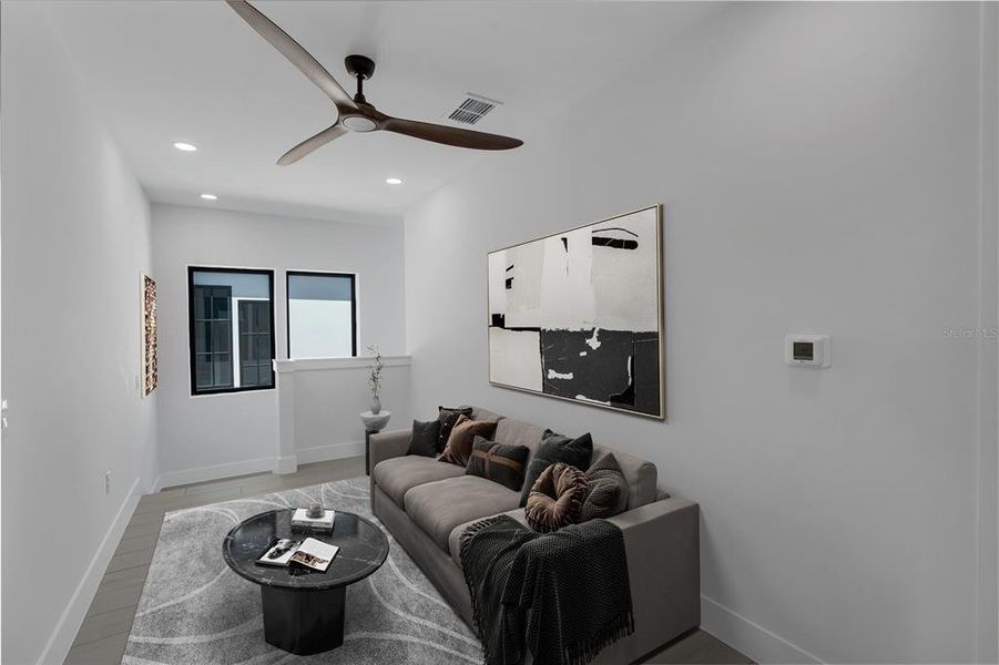 Furnished interior view inside a new home in , Orlando (Image 23).