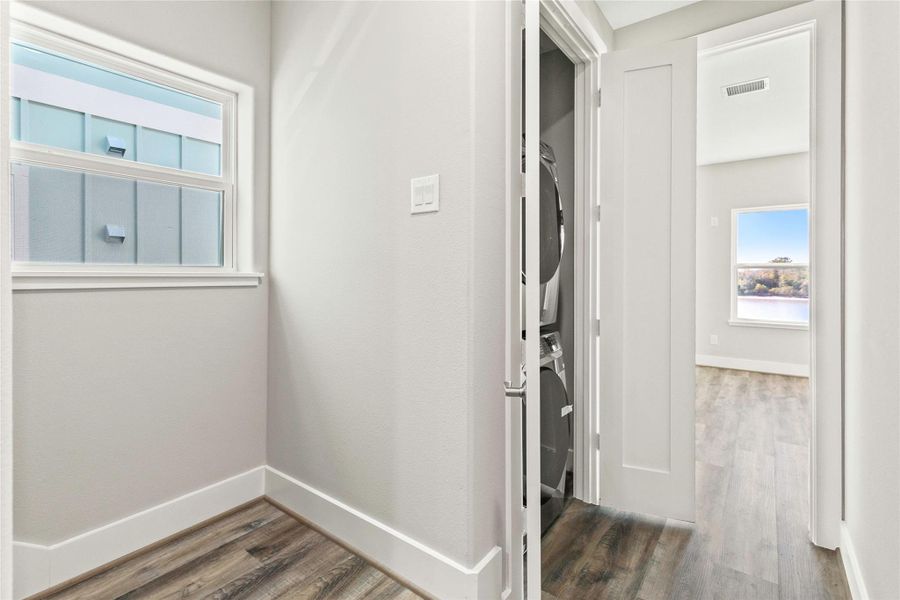 Spacious, unfurnished interior of a new home in , Matagorda (Image 14).