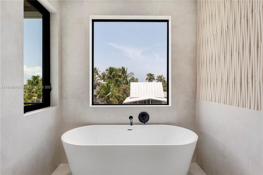 Spacious, unfurnished interior of a new home in , Key Largo (Image 31). Spacious, unfurnished interior of a new home in , Key Largo (Image 31).