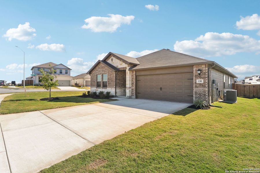 Exterior details and patio area of a home in Legendary Trails - Classic Series, Cibolo (Image 29).