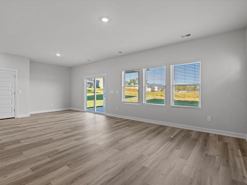 Spacious, unfurnished interior of a new home in Brayfield Manor - Heritage Collection, Wellford (Image 12).