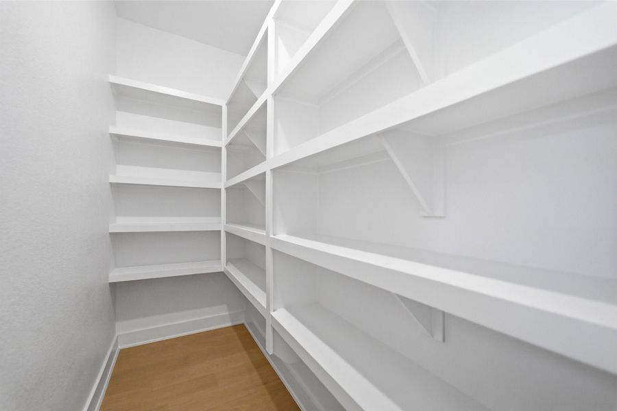 Spacious, unfurnished interior of a new home in Sonoma Verde, Rockwall (Image 66).