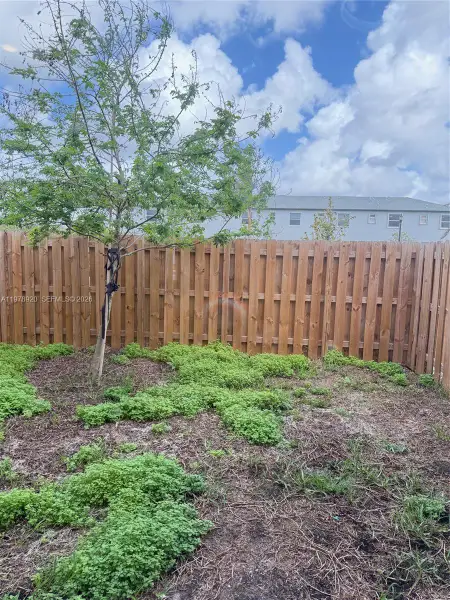 Exterior details and patio area of a home in , Homestead (Image 4).