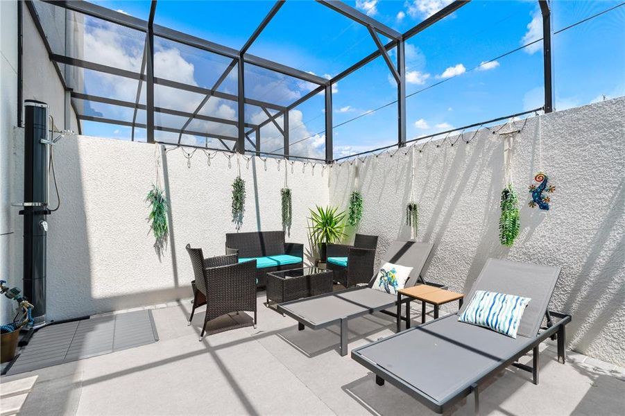 Exterior details and patio area of a home in , Davenport (Image 23).