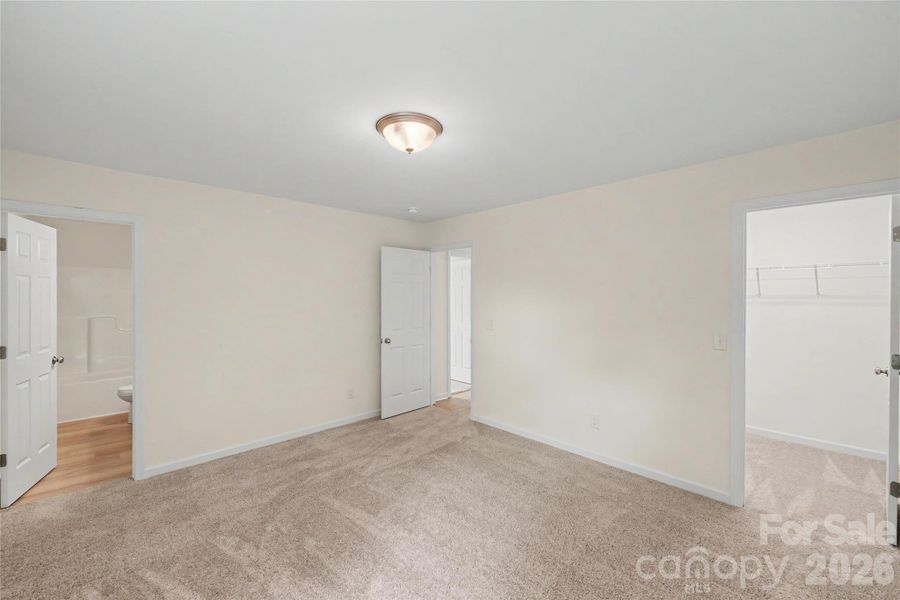Spacious, unfurnished interior of a new home in , Rock Hill (Image 13). Spacious, unfurnished interior of a new home in , Rock Hill (Image 13).
