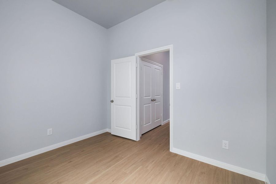 Spacious, unfurnished interior of a new home in , Spring (Image 13).