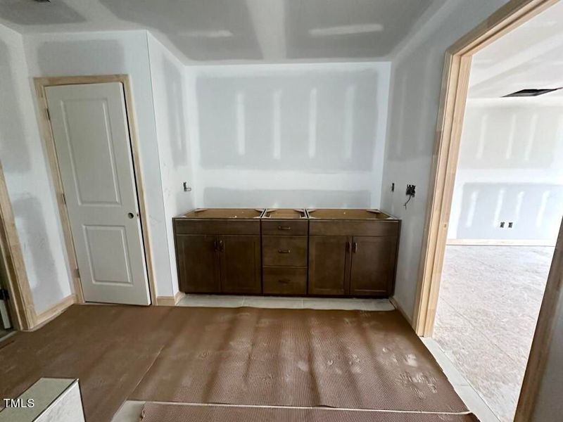 Spacious, unfurnished interior of a new home in Glenmere, Knightdale (Image 39). Spacious, unfurnished interior of a new home in Glenmere, Knightdale (Image 39).