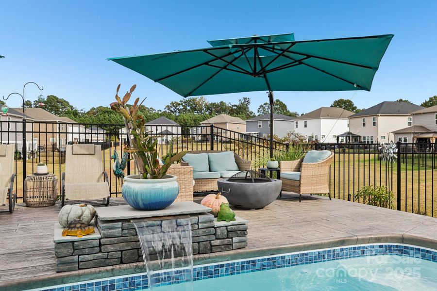 Community amenities in Monterey Park, York (Image 37). Community amenities in Monterey Park, York (Image 37).