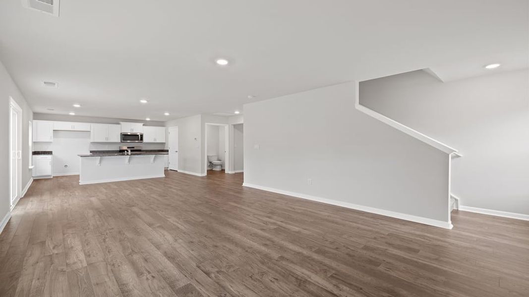 Spacious, unfurnished interior of a new home in Harrier Point, Woodruff (Image 16).