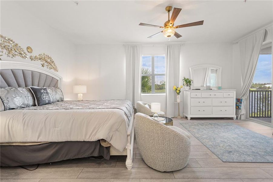 Furnished interior view inside a new home in , Punta Gorda (Image 39).