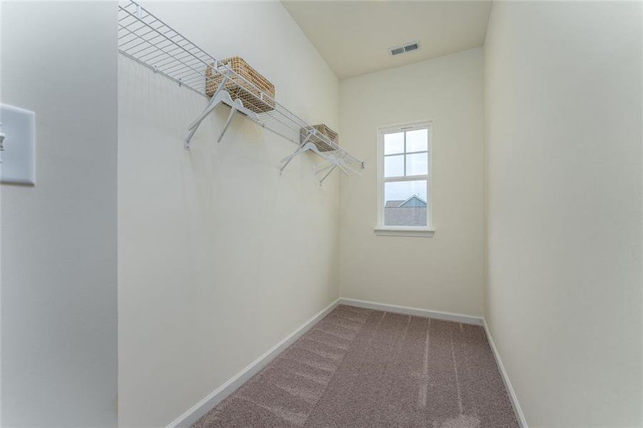Spacious, unfurnished interior of a new home in Sagebrook, Powder Springs (Image 19). Spacious, unfurnished interior of a new home in Sagebrook, Powder Springs (Image 19).