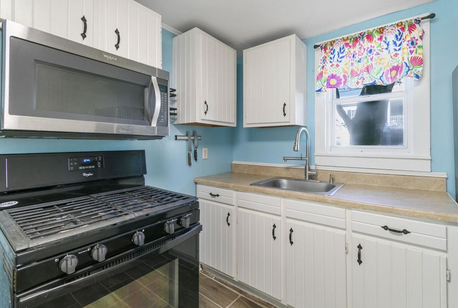 Furnished interior view inside a new home in , Charleston (Image 8). Furnished interior view inside a new home in , Charleston (Image 8).