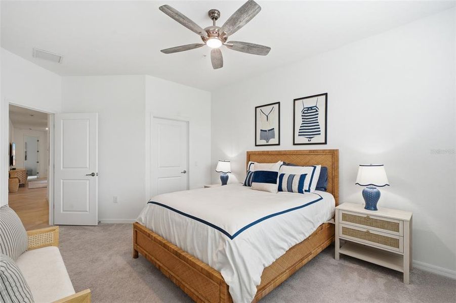 Furnished interior view inside a new home in , Punta Gorda (Image 28). Furnished interior view inside a new home in , Punta Gorda (Image 28).