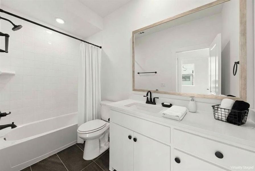 2009 Aldrich Mews Bath 2 Laurel (3)