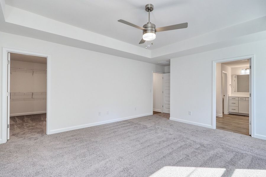 Spacious, unfurnished interior of a new home in Arcadia, Myrtle Beach (Image 29).