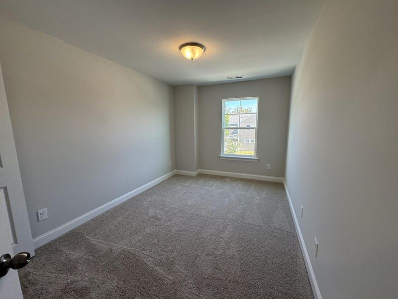 Spacious, unfurnished interior of a new home in Harrisburg Village Townhomes, Harrisburg (Image 12).