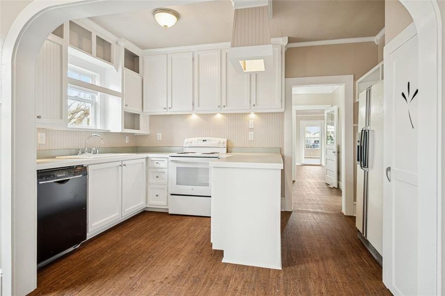 Furnished interior view inside a new home in , Weatherford (Image 5). Furnished interior view inside a new home in , Weatherford (Image 5).