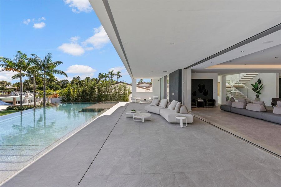Exterior details and patio area of a home in , Fort Lauderdale (Image 21).