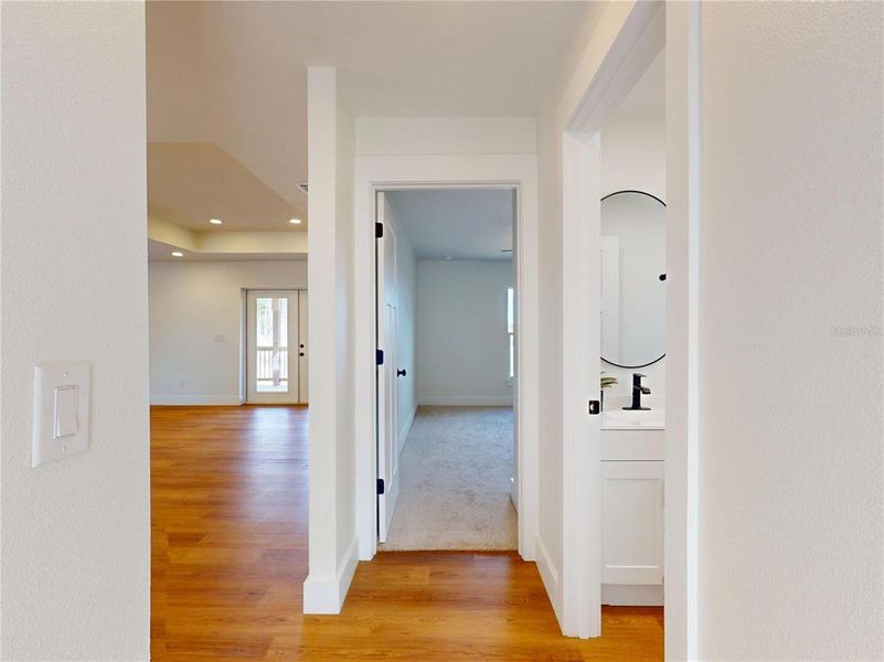 Spacious, unfurnished interior of a new home in , Deltona (Image 24).