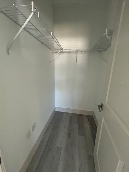 Spacious, unfurnished interior of a new home in , Citrus Springs (Image 11).