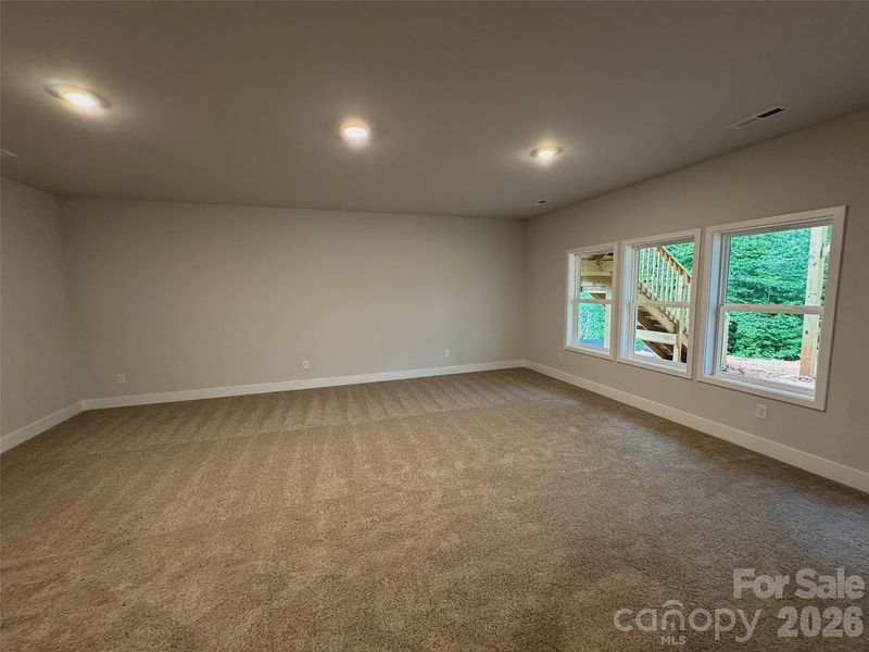 Spacious, unfurnished interior of a new home in Northlake, Statesville (Image 26).