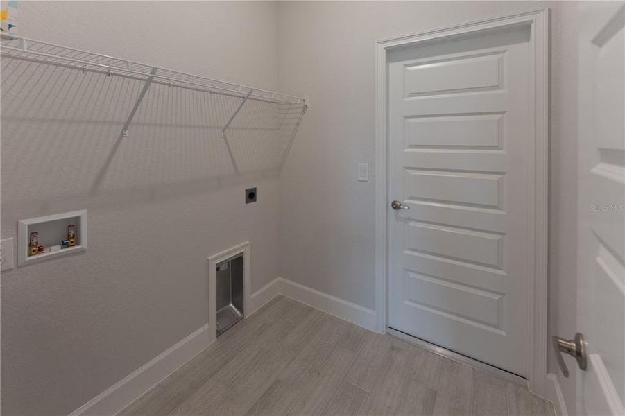 Spacious, unfurnished interior of a new home in Oak Hill Plantation, Ocala (Image 14). Spacious, unfurnished interior of a new home in Oak Hill Plantation, Ocala (Image 14).
