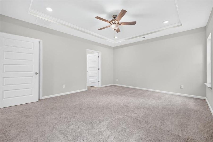 Spacious, unfurnished interior of a new home in Glen at Cave Springs, Douglasville (Image 13).