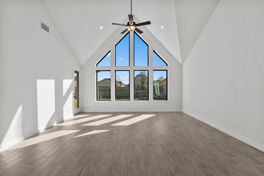 Spacious, unfurnished interior of a new home in Bridgeland 45', 50', 70', Cypress (Image 26).