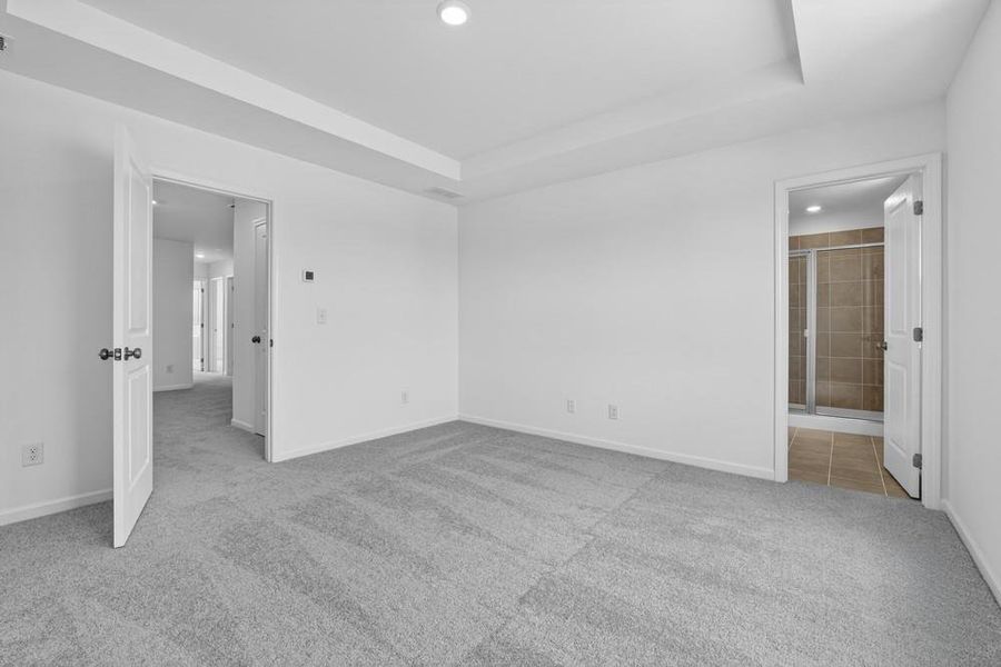 Spacious, unfurnished interior of a new home in Weatherfield, Buford (Image 26).