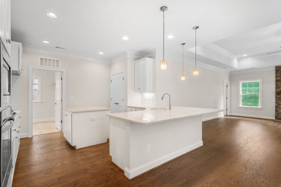 Representative furnished interior of a home built from the Somerset by Keystone Homes NC in Weybridge, Burlington (Image 7). Representative furnished interior of a home built from the Somerset by Keystone Homes NC in Weybridge, Burlington (Image 7).