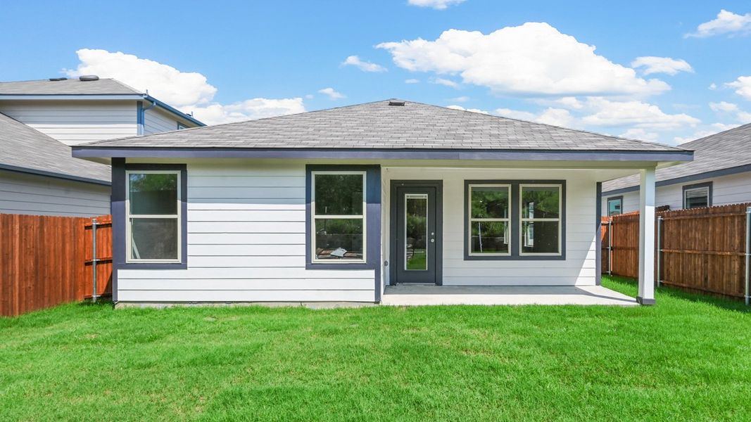 Representative exterior details of a home built from the AVONDALE by D.R. Horton in Blaire Lake, Tyler (Image 3). Representative exterior details of a home built from the AVONDALE by D.R. Horton in Blaire Lake, Tyler (Image 3).