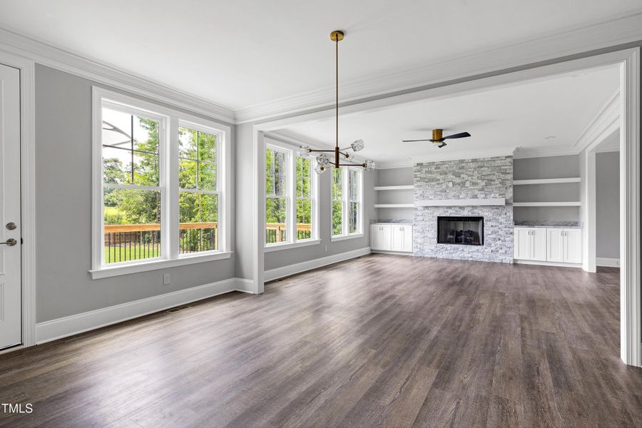 10 -brkst family 10 -brkst family