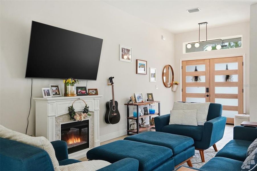 Furnished interior view inside a new home in , Weeki Wachee (Image 35).