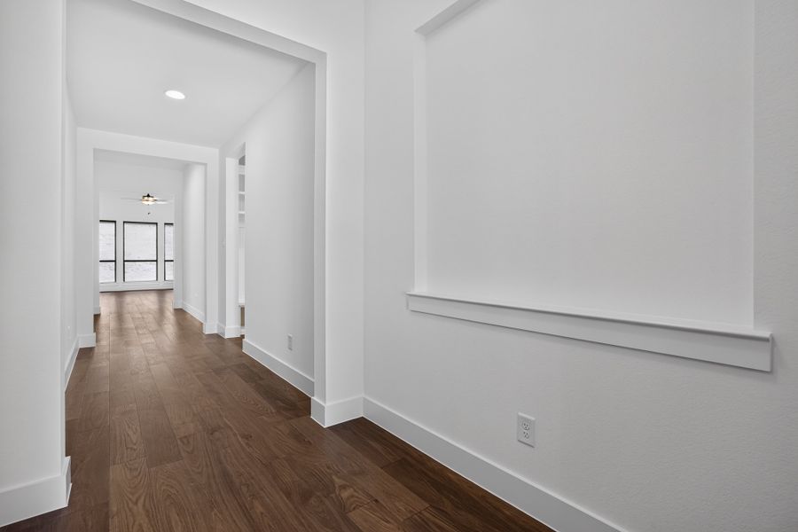 132 Buffalo - Entry