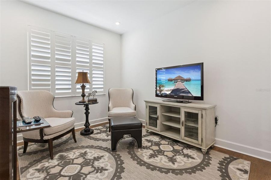 Furnished interior view inside a new home in , Tavares (Image 40).
