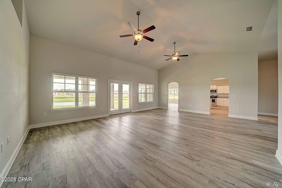 Spacious, unfurnished interior of a new home in Cedar Creek at Deerpoint Lake, Panama City (Image 19). Spacious, unfurnished interior of a new home in Cedar Creek at Deerpoint Lake, Panama City (Image 19).