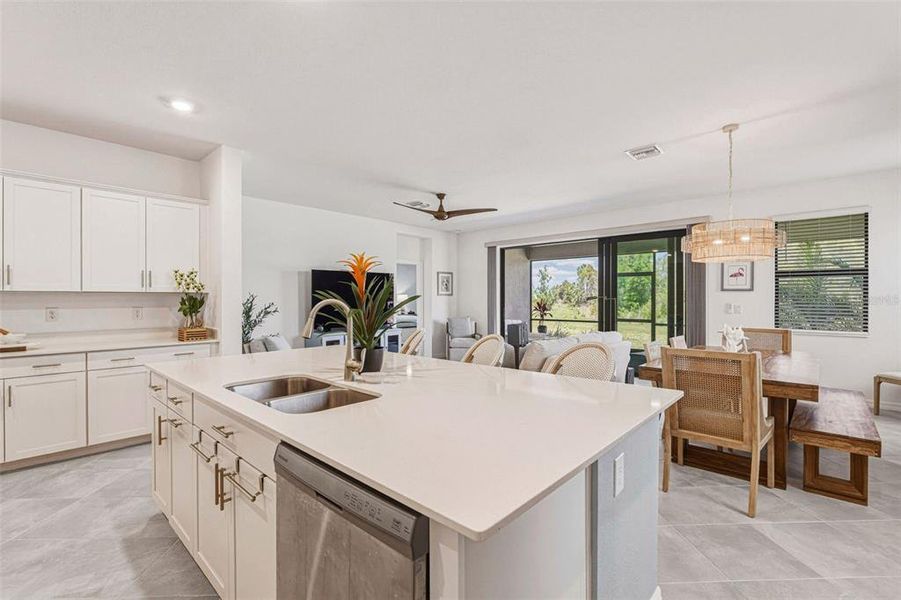 Furnished interior view inside a new home in , Venice (Image 30).