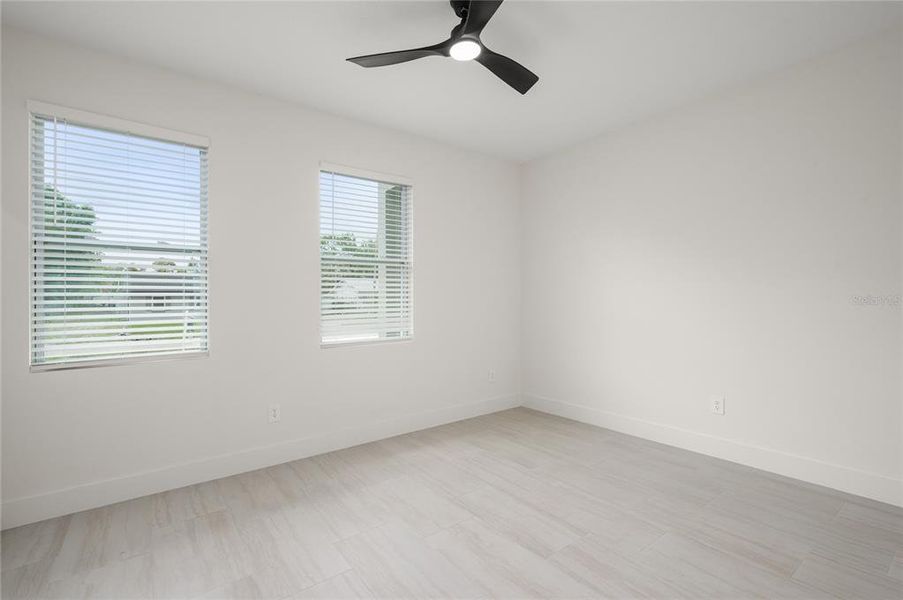 Spacious, unfurnished interior of a new home in , Debary (Image 32).