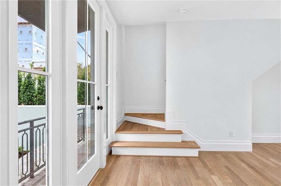 Spacious, unfurnished interior of a new home in , Atlanta (Image 47). Spacious, unfurnished interior of a new home in , Atlanta (Image 47).