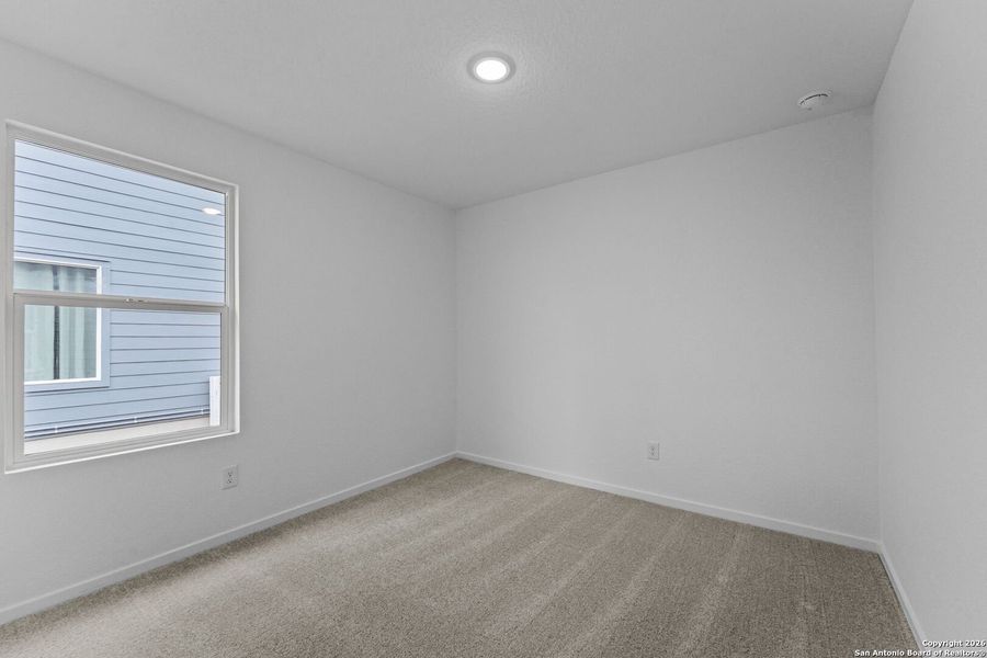 Spacious, unfurnished interior of a new home in , New Braunfels (Image 19).